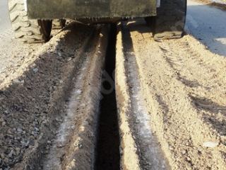 Kiralık Bobcat Asfaltta-Betonda Kanal Açma Makinası Trencher...