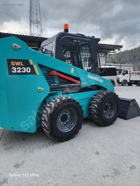 Kiralık Bobcat Süpürkeli Dar Alanların Vaz Geçilmezi...