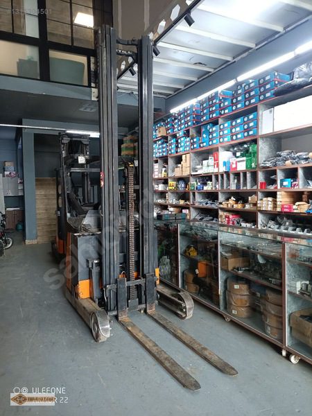 Kiralık ve satılık Reach truck 10300 mm kaldırma yüksekliği