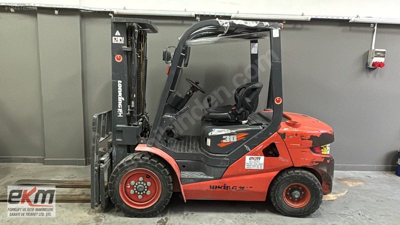 Ekm Forklift'ten Kiralık 3 Ton Dizel Tripleks Asansörlü Forklift