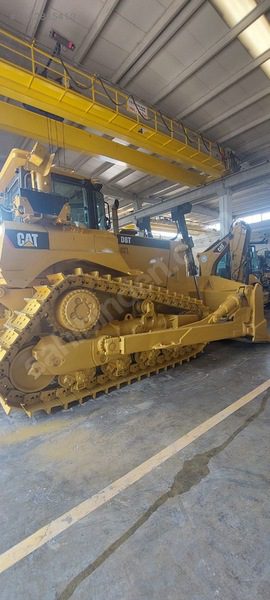 2011 Model D8T Dozer Sıfır Borusan Revizyonlu 100 Saatte