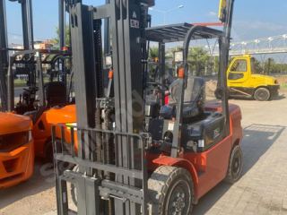 Forklift kiralık turgutlu Kemalpaşa günlük haftalık aylık verilr