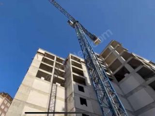 Kiralık Sıfır Ayarında Orjinal Ispanyol Comansa 5 Ton Şaseli