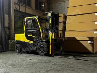 Her tonajda dizel ve akülü kiralık Forklift