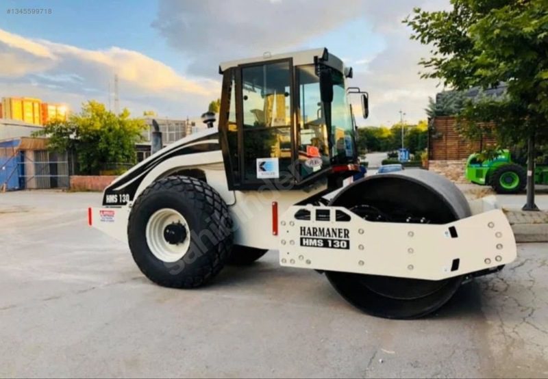 Kiralık 13 Tonluk Asvalt Toprak Silindir