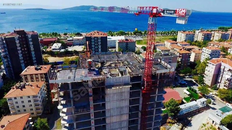 Kiralık 8 ton kule vinç 50 Mt yükseklik 60 Mt Bom !