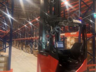 Linde 11 Metre Reach Truck